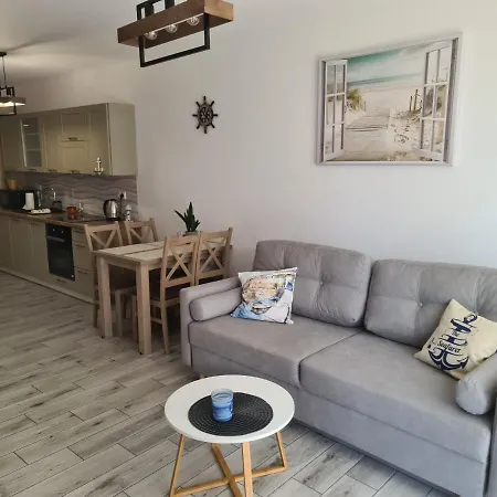 Lebskie Zacisze - Apartamenty Lebska Ostoja- Piaskowa Zarnowska Exterior foto